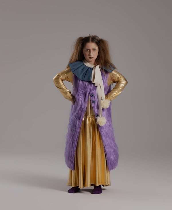 Sleeveless faux-fur coat